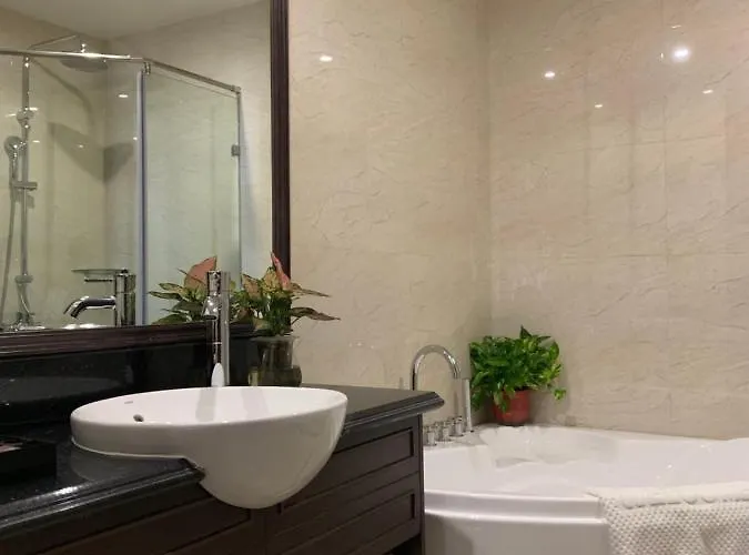 Hotel Dragon Legend Hạ Long