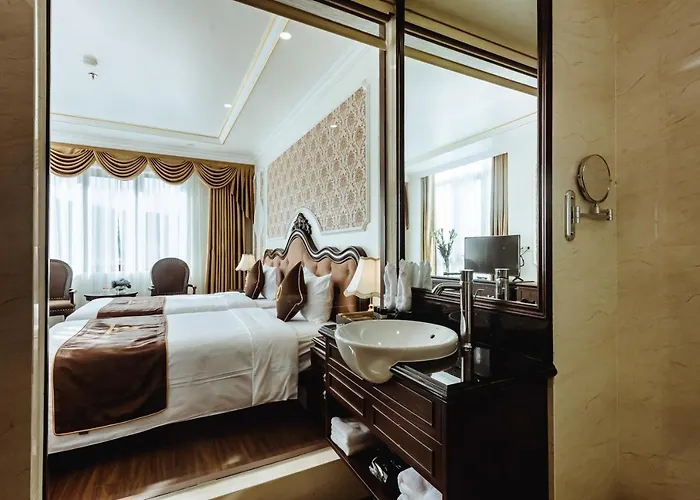 Dragon Legend Hotel